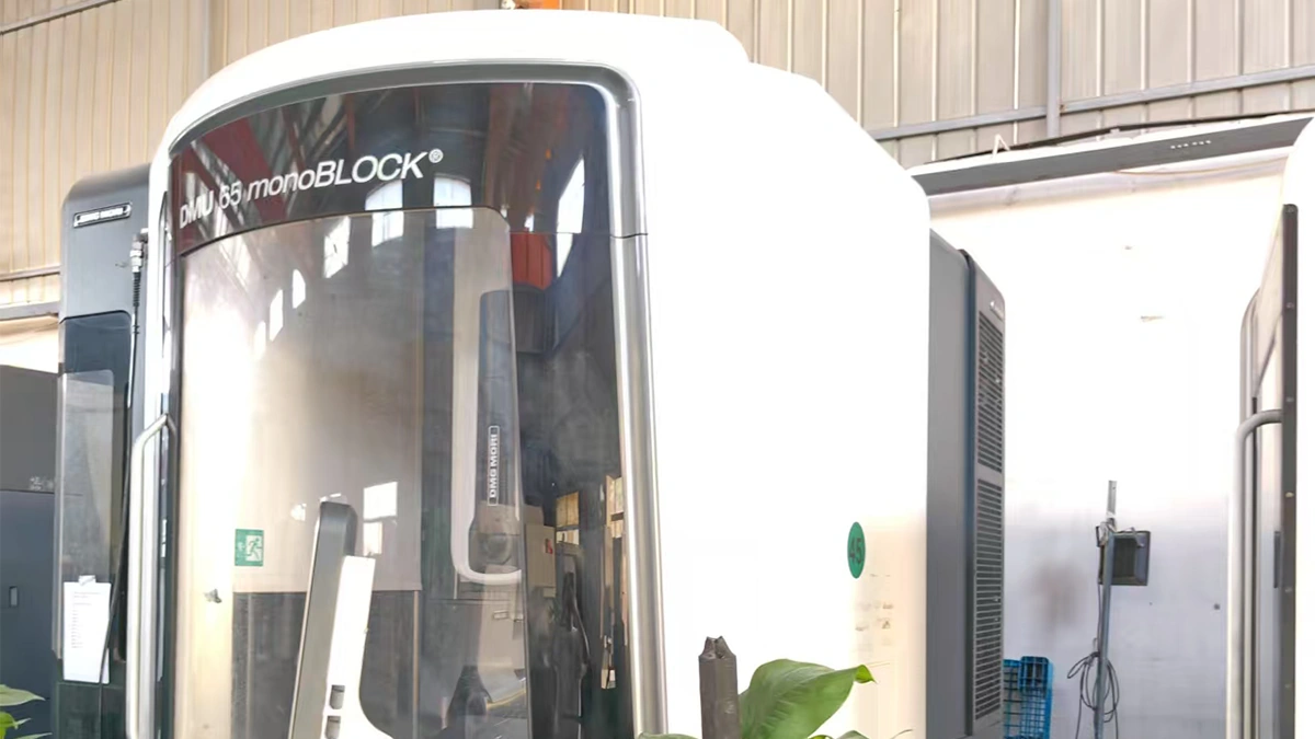 DMU65 2017 180W Б/У фото