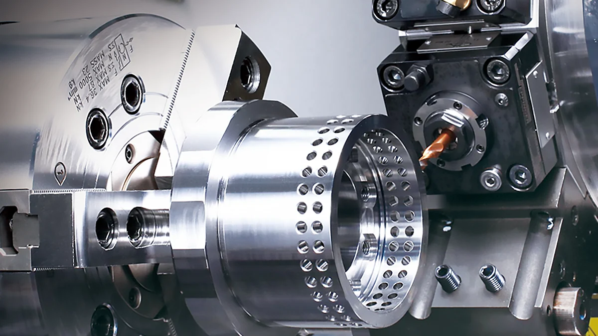 DN Solutions — Lynx 2100 внутри