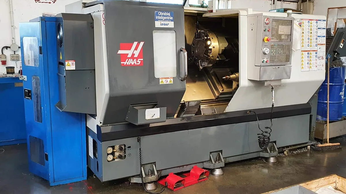 HAAS — ST-30 фото на заводе