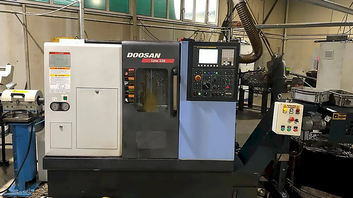 Lynx 220LSY фото в цеху